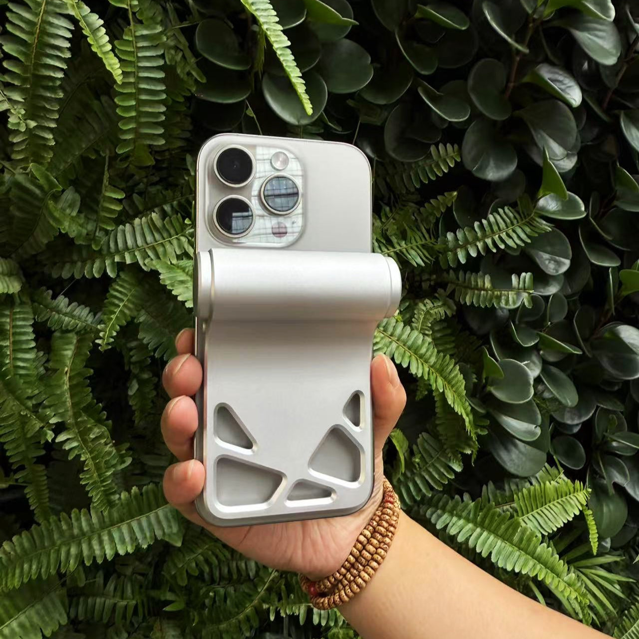 MANTA Ultra Slim PowerBank | 5000mAh | MagSafe Wirless Charge | Short Cable Included