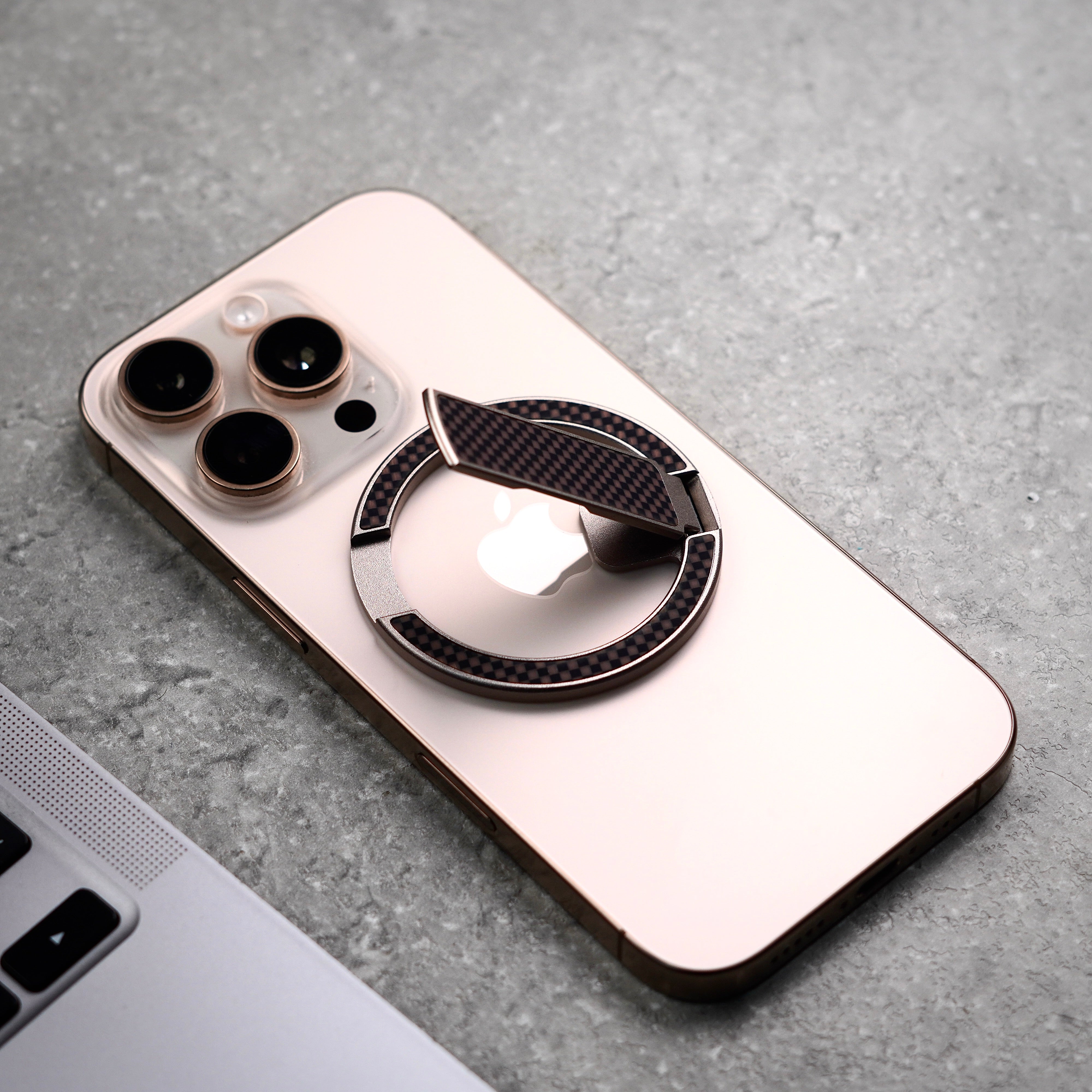 Carbon Magsafe Stand | MagSafe Phone Hoder