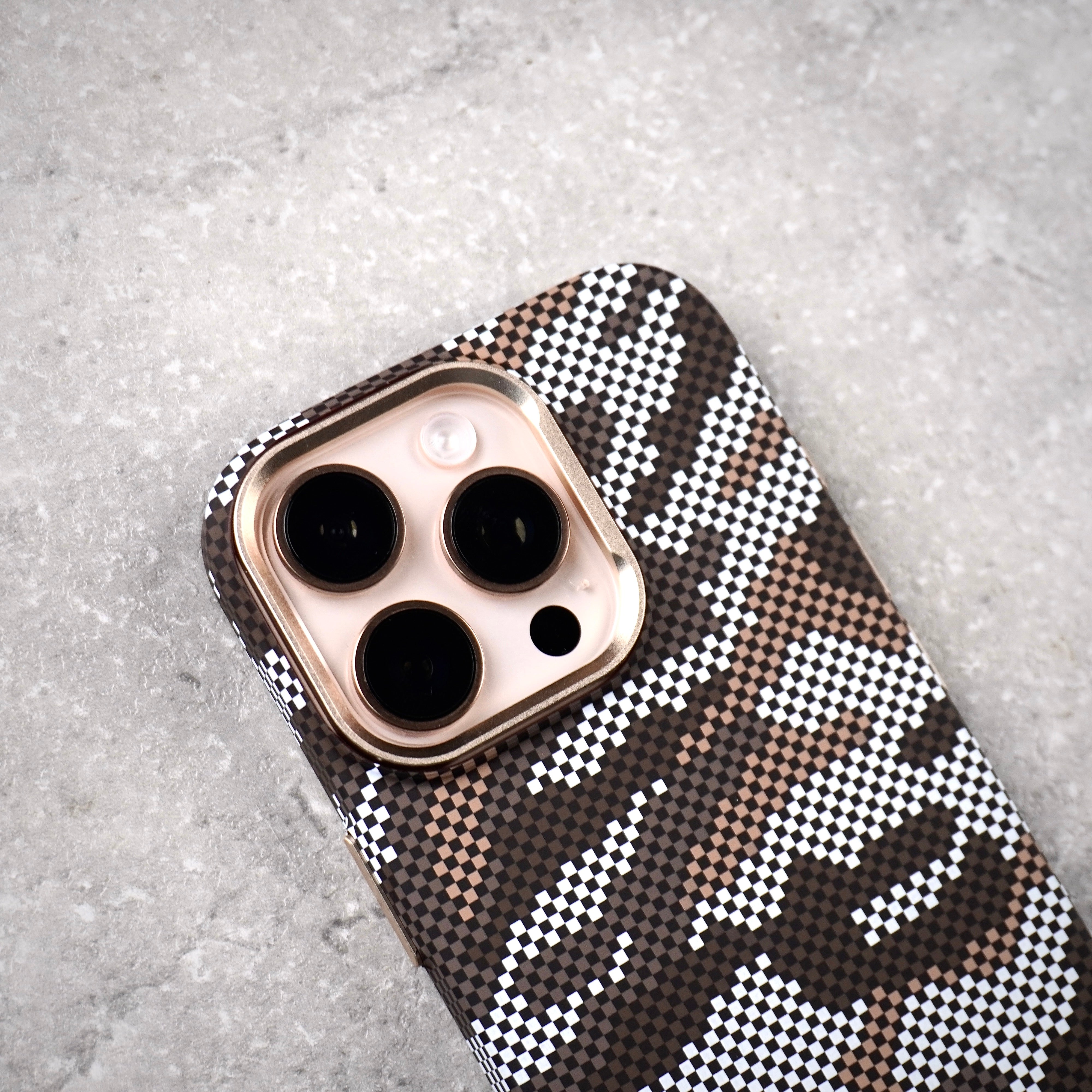 Camo Aramid Case for iPhone | with MagSafe