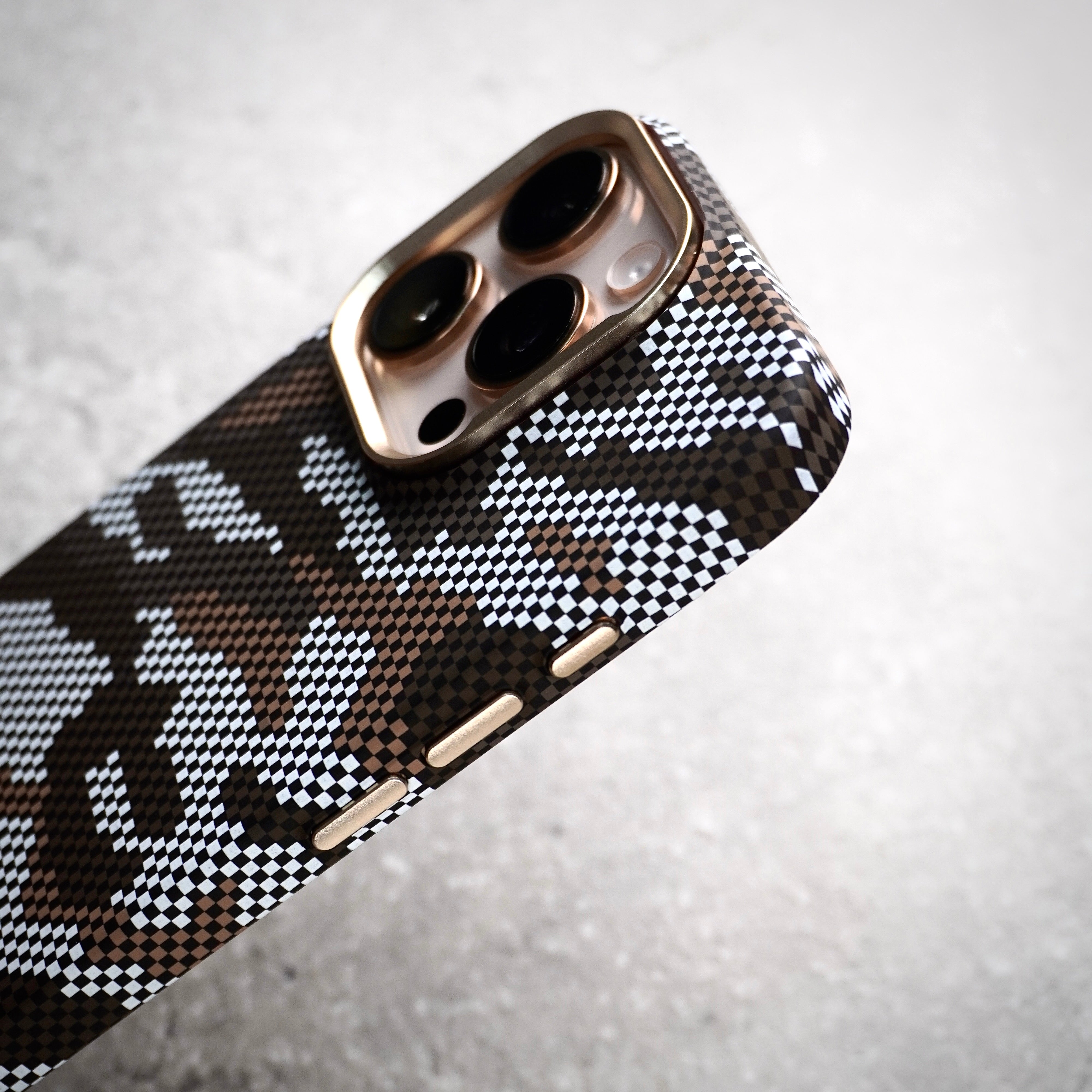 Camo Aramid Case for iPhone | with MagSafe