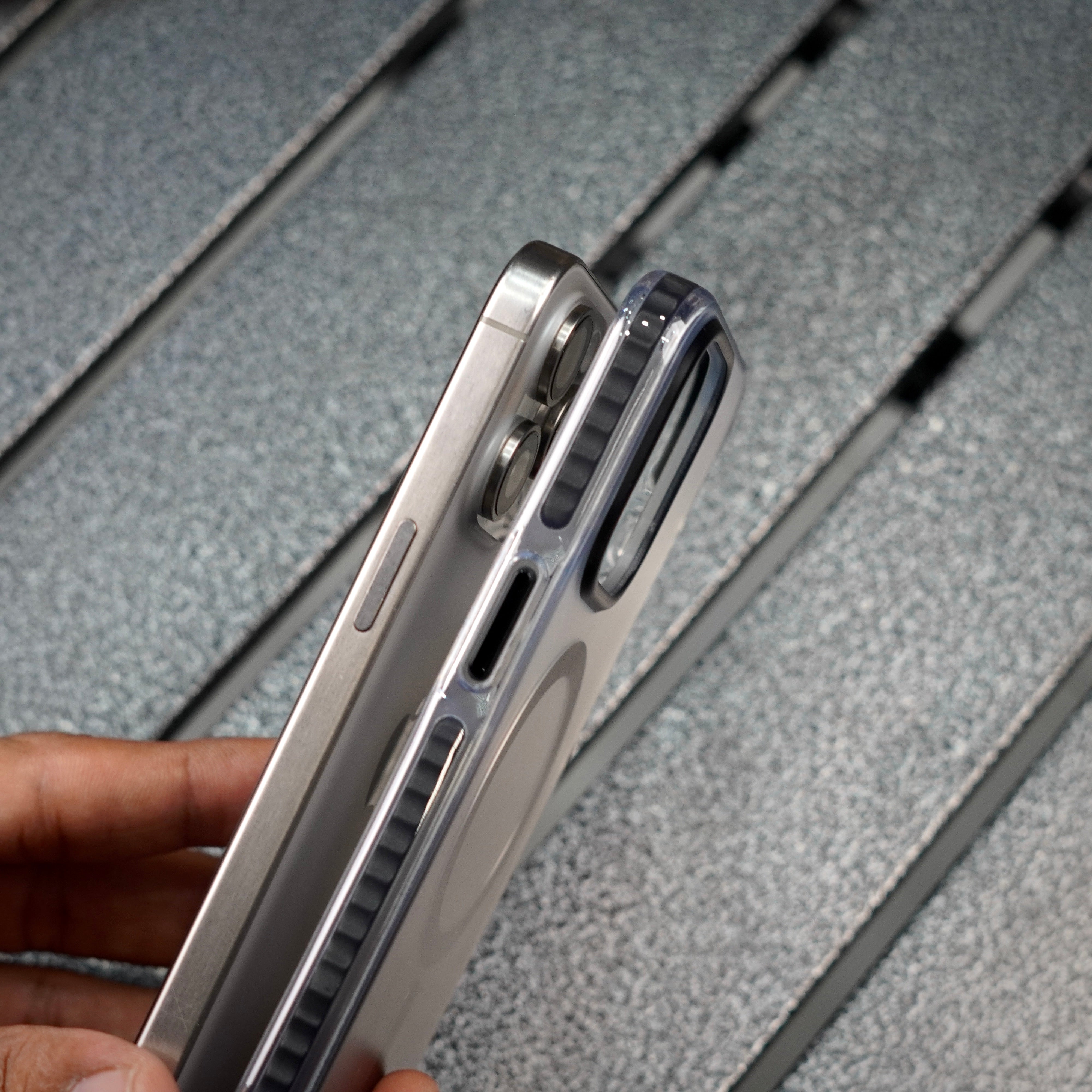 Frosted Fade Case | with MagSafe | Semi Transaparent Fade Case