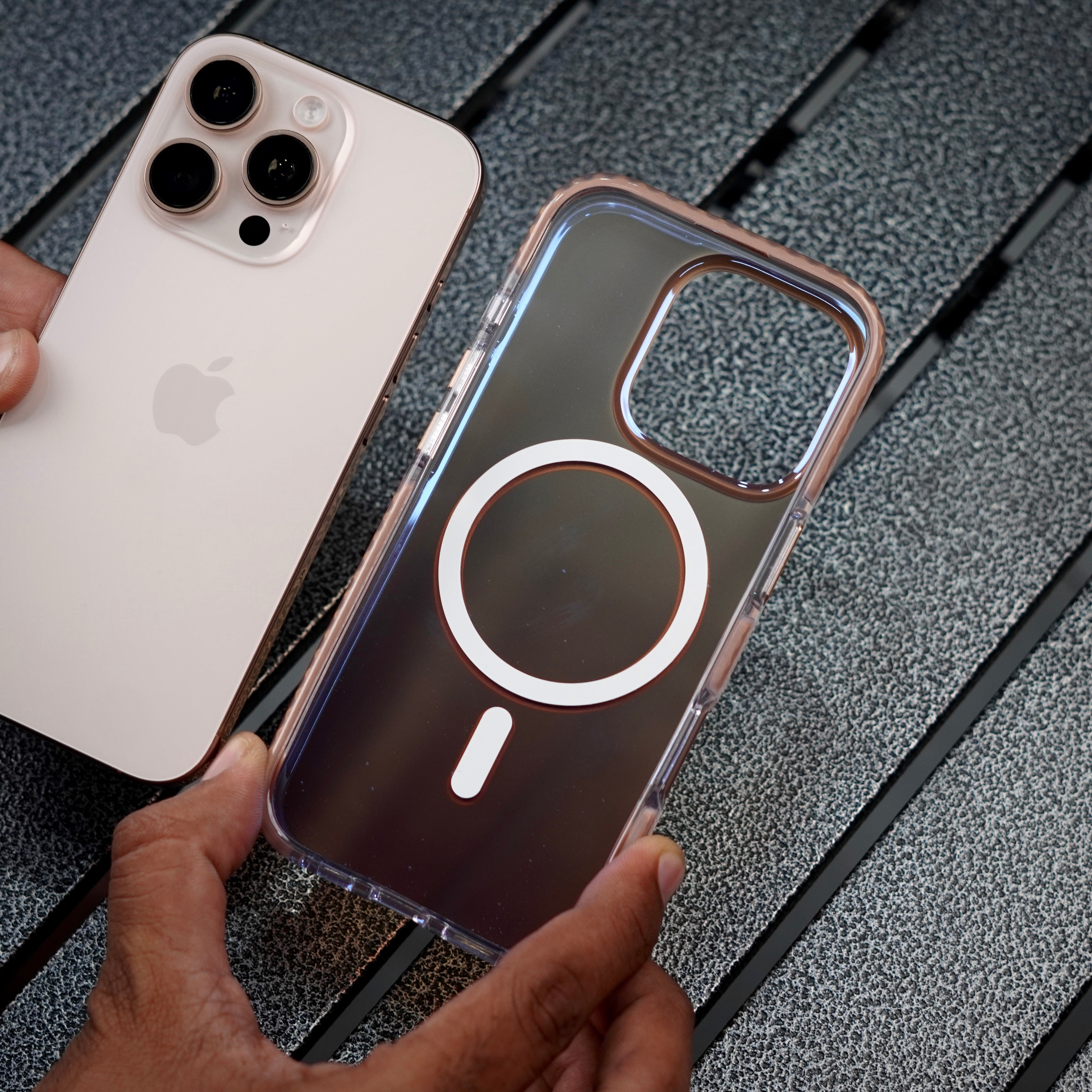 Frosted Fade Case | with MagSafe | Semi Transaparent Fade Case