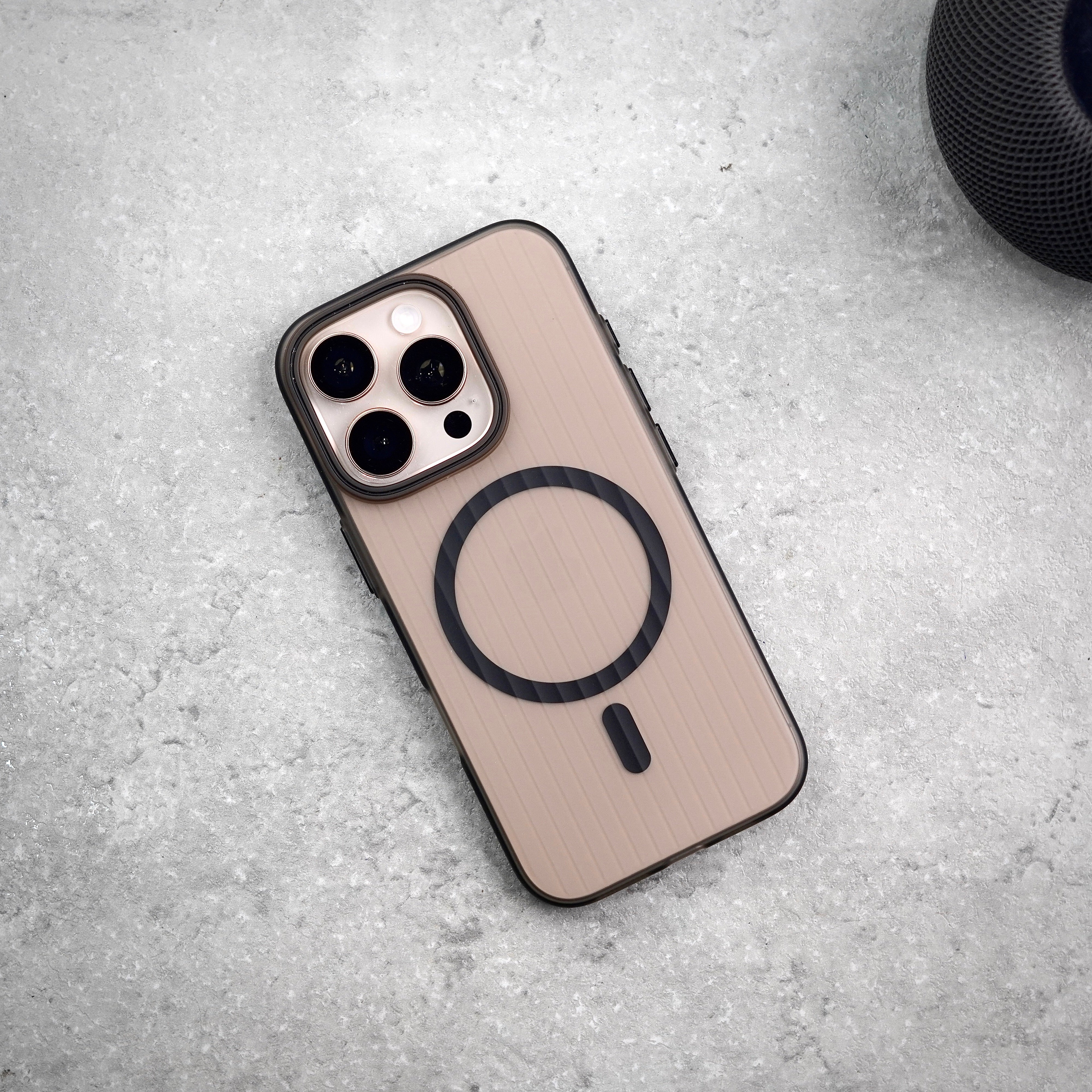 GRIP PAPER CASE | With MagSafe