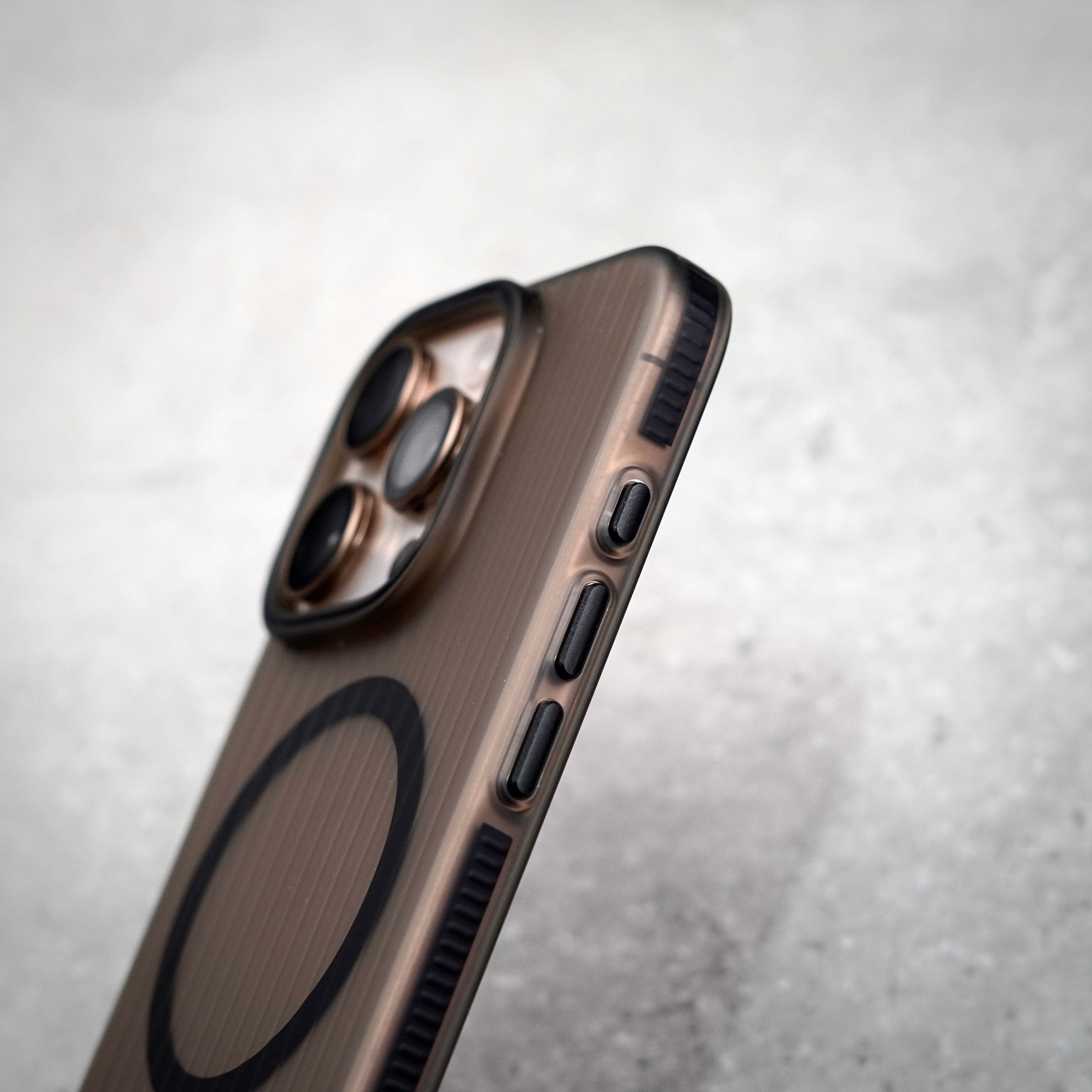 GRIP PAPER CASE | With MagSafe