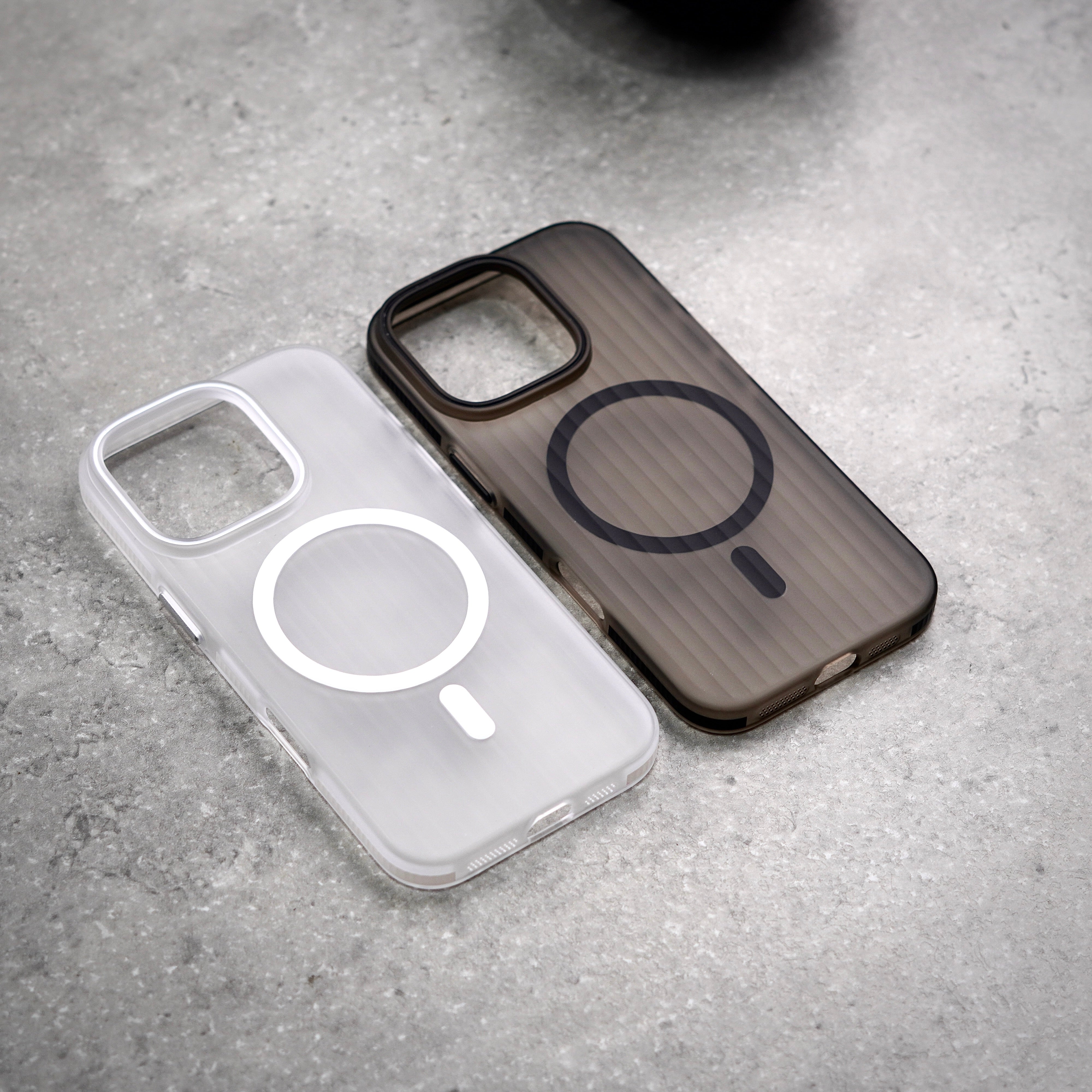 GRIP PAPER CASE | With MagSafe