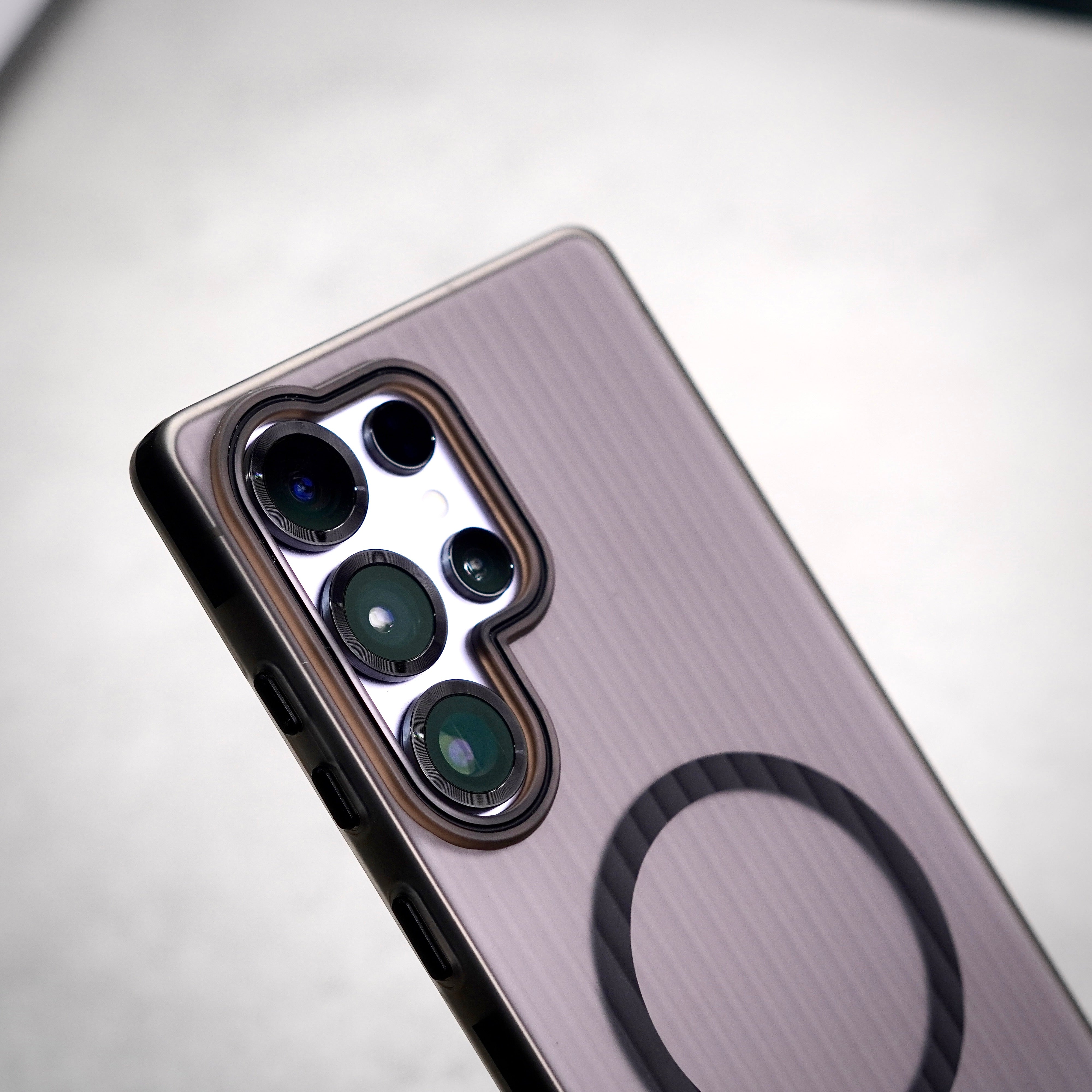 GRIP PAPER CASE | With MagSafe