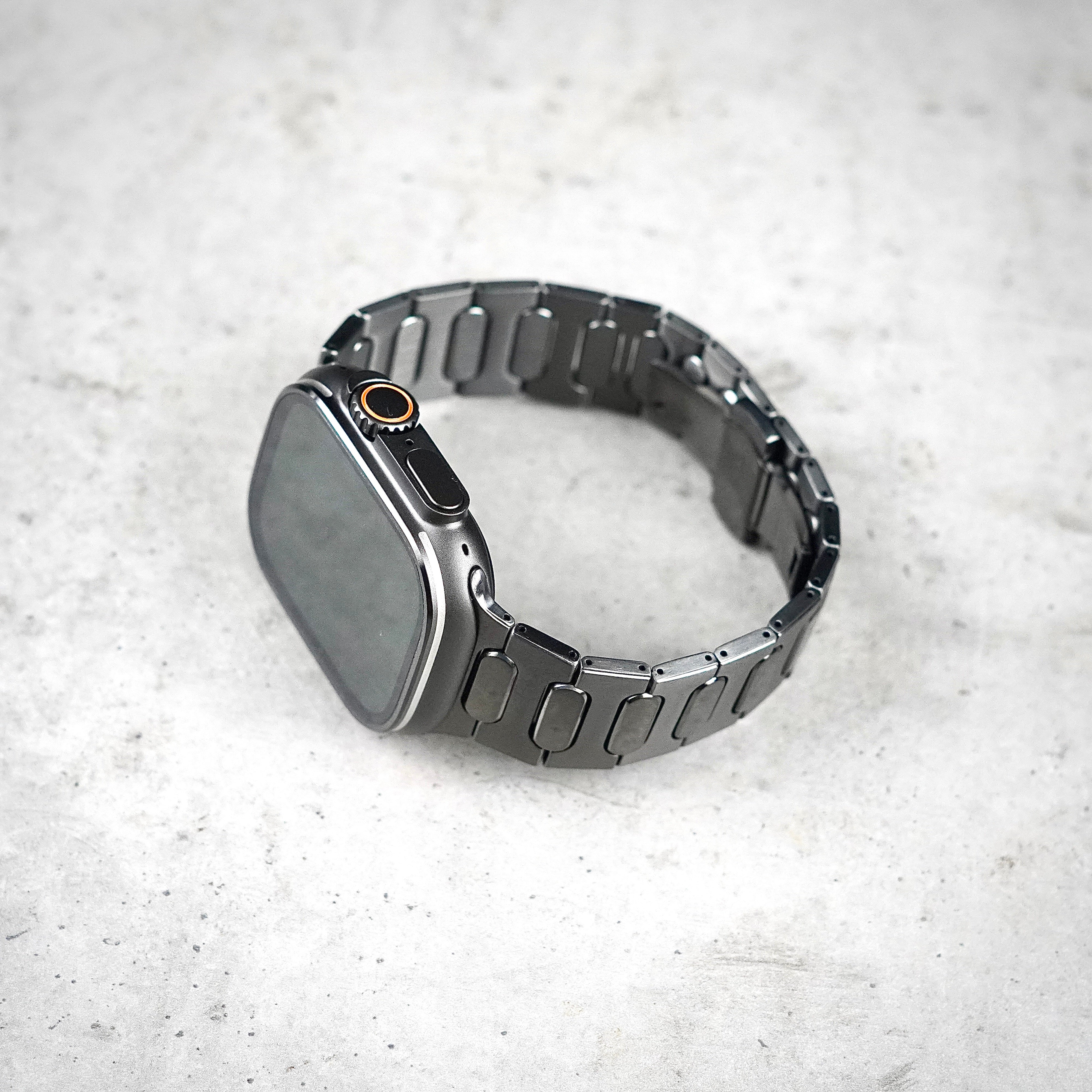 Metallic Snap Strap for iWatch