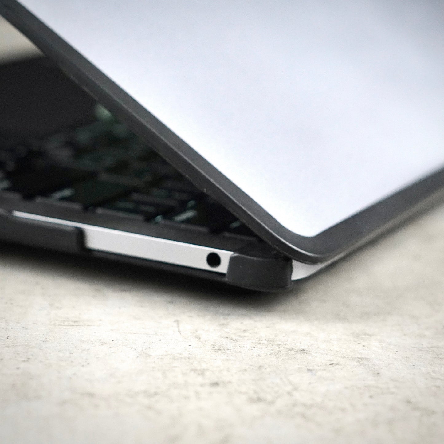Black Border Case for MacBook | With KeyGuard