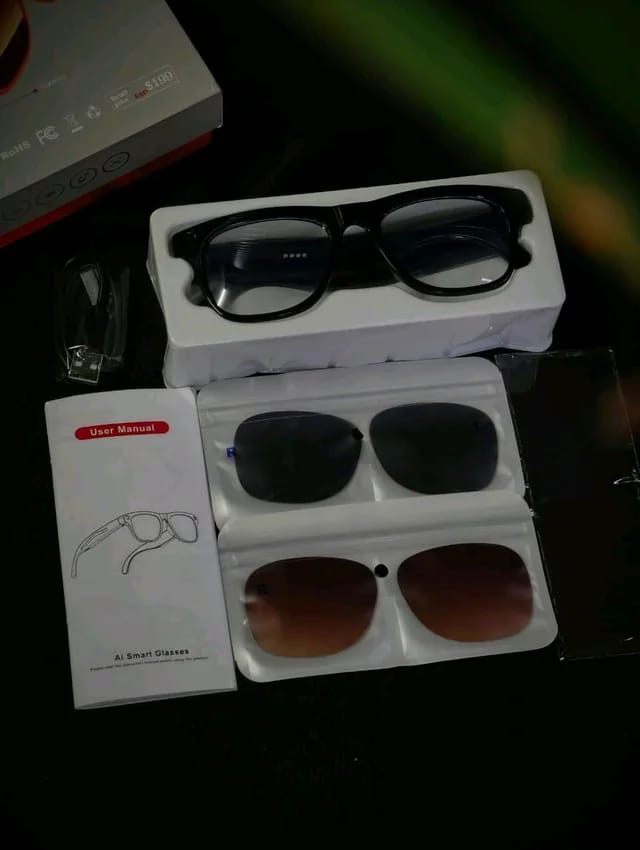 AI Smart Glasses with HD Video Recording, Real-time Language Translation