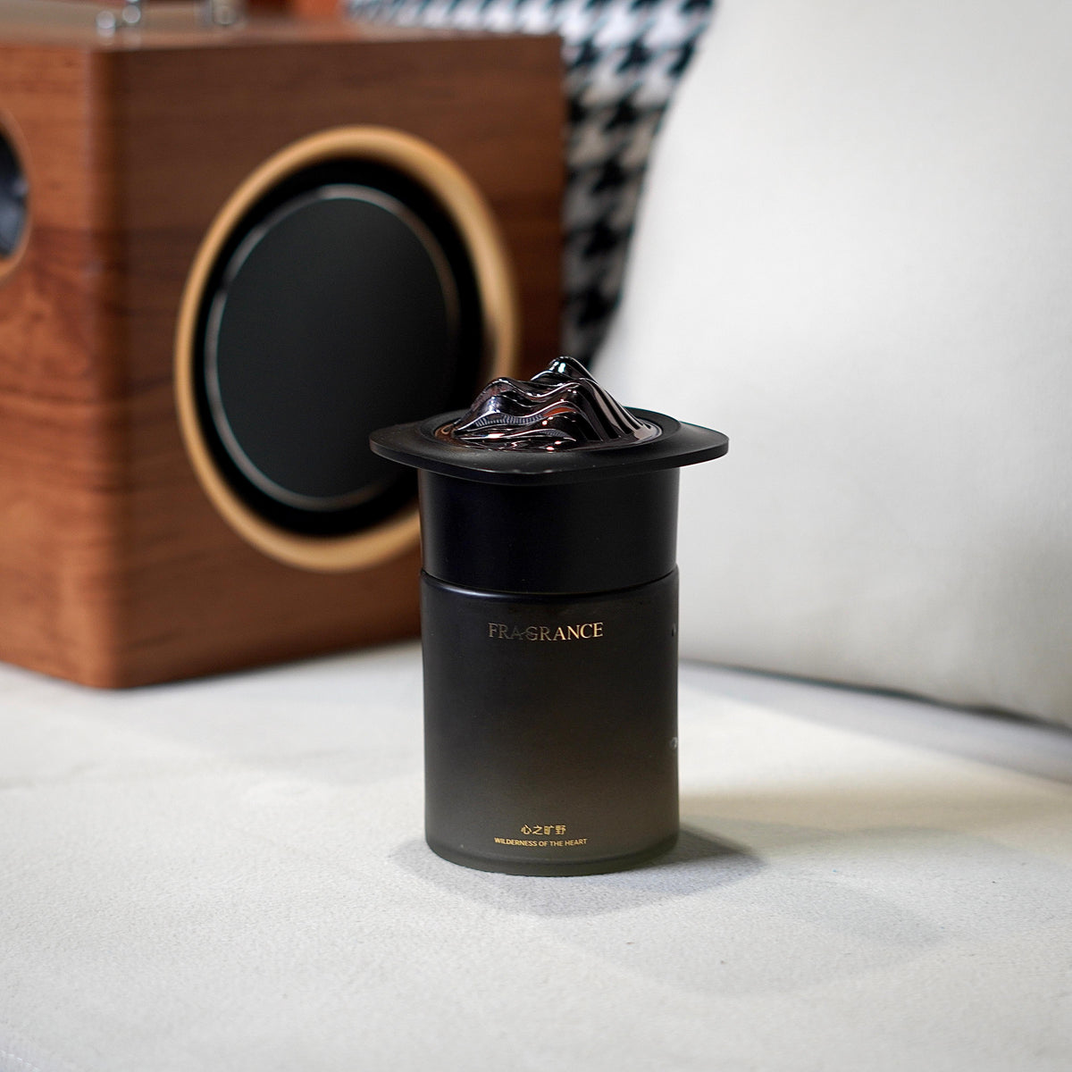 Premium Aromatic Fragrance -Adjust Smell Long Lasting Car Fragrance (Black)